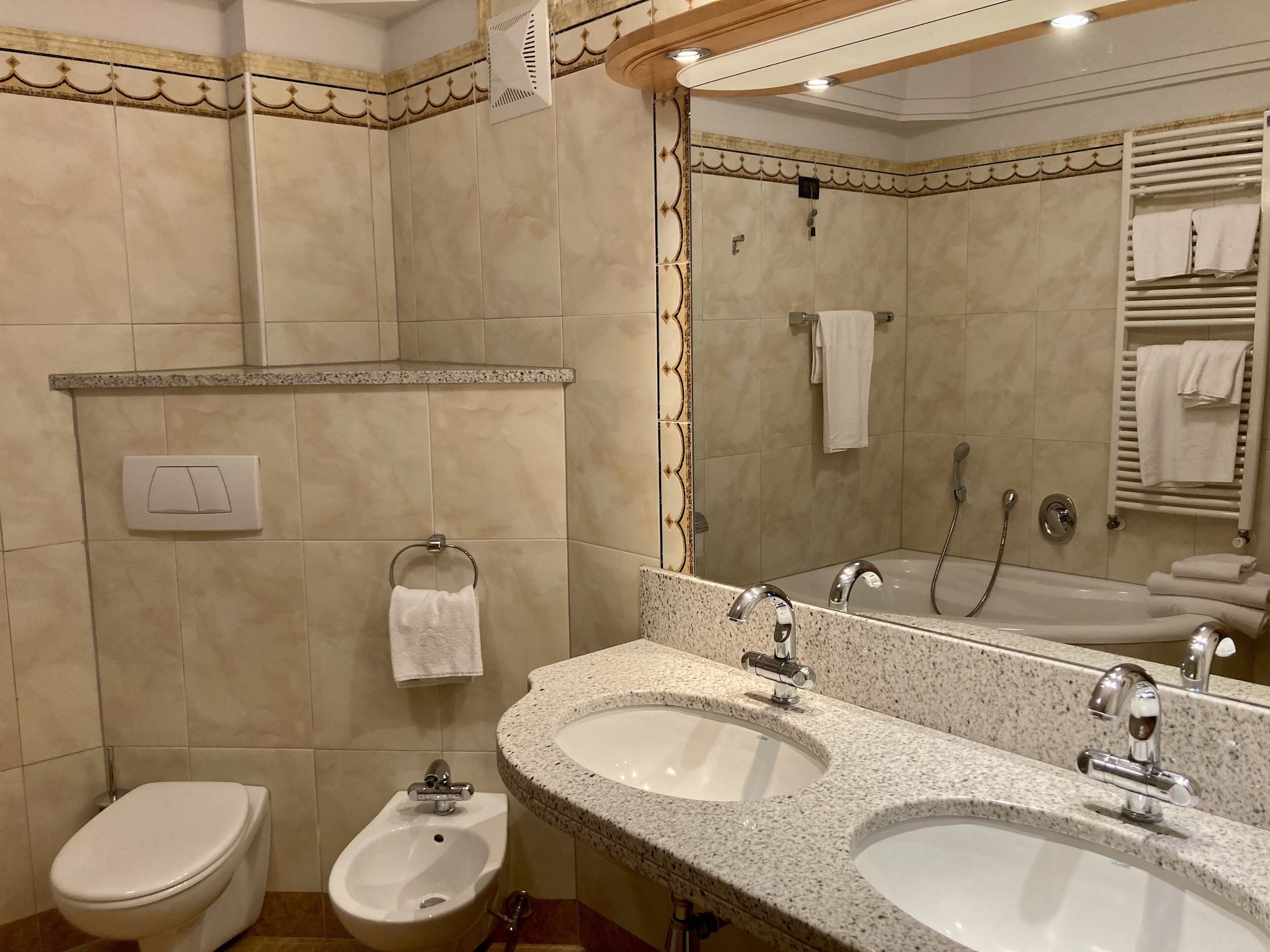 1 BEDROOM, SUPERIOR, SUITE, BALCONY, GROUND FLOOR