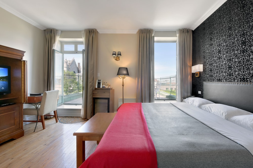 Auberge Bonaparte 9/60