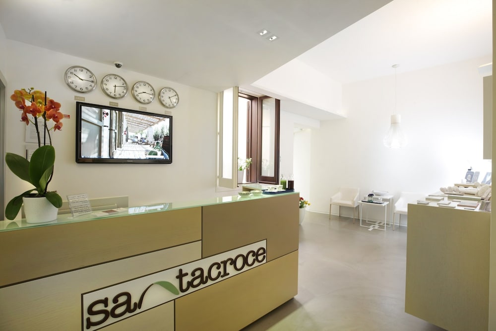 SANTACROCE LUXURY ROOMS 2/48