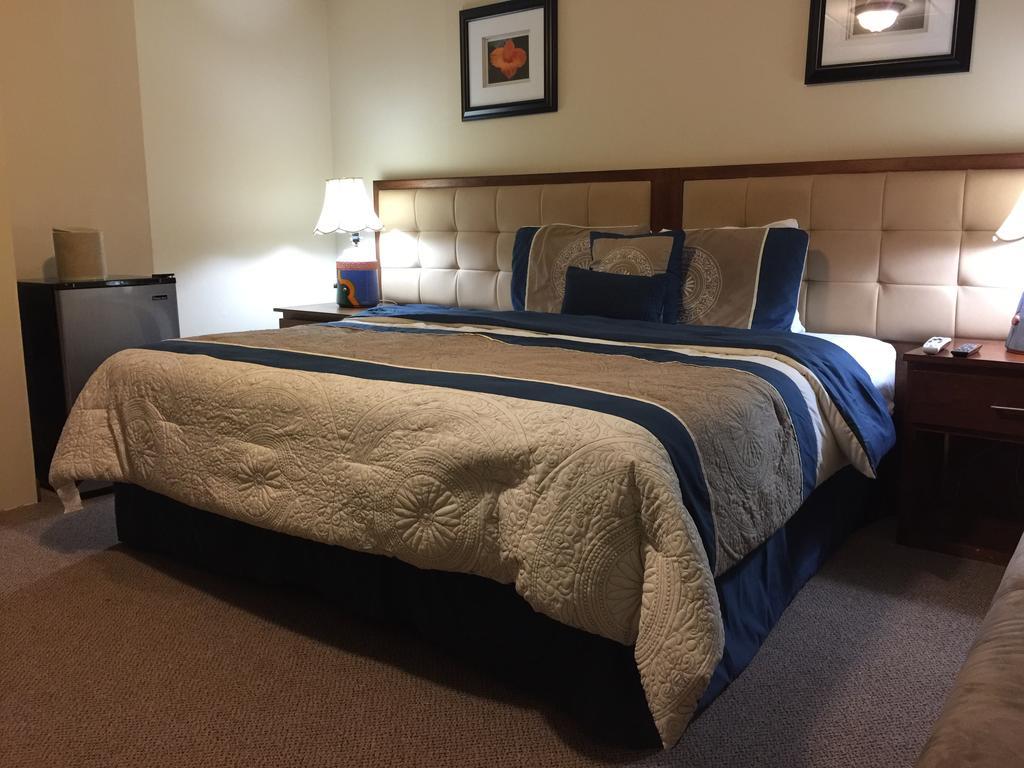 S.J. Suites Hotel 16/39
