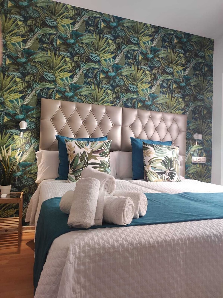 Candisol Cozy Inns 10/26