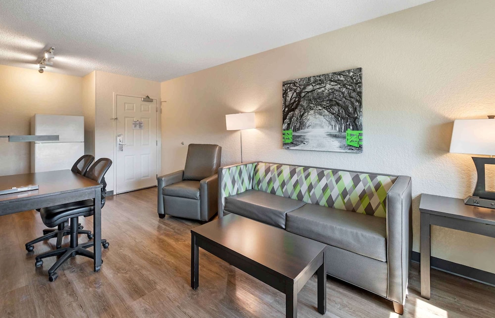 Extended Stay America Miami Airport Doral 25th St 32/56