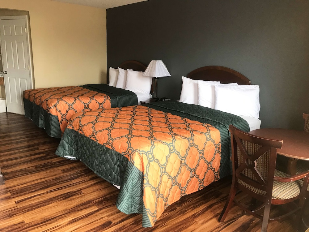 Super 8 by Wyndham Lumberton NC 7/15