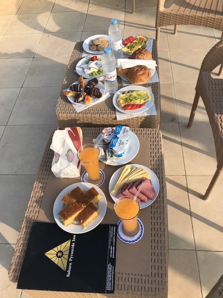 Sahara Pyramids Inn 35/50