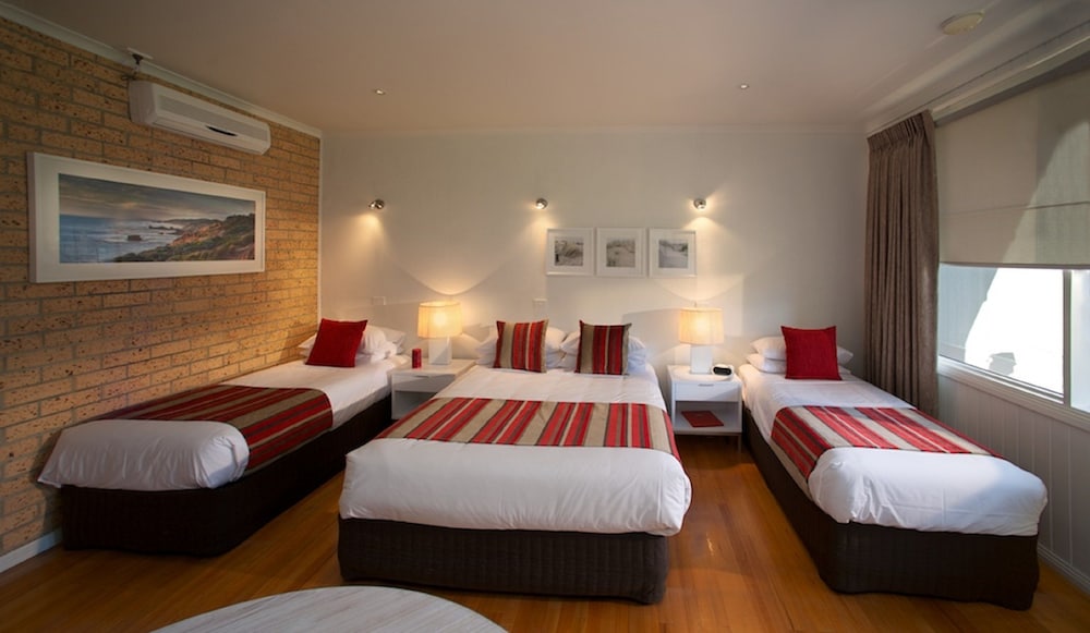Sorrento Beach Motel 24/44