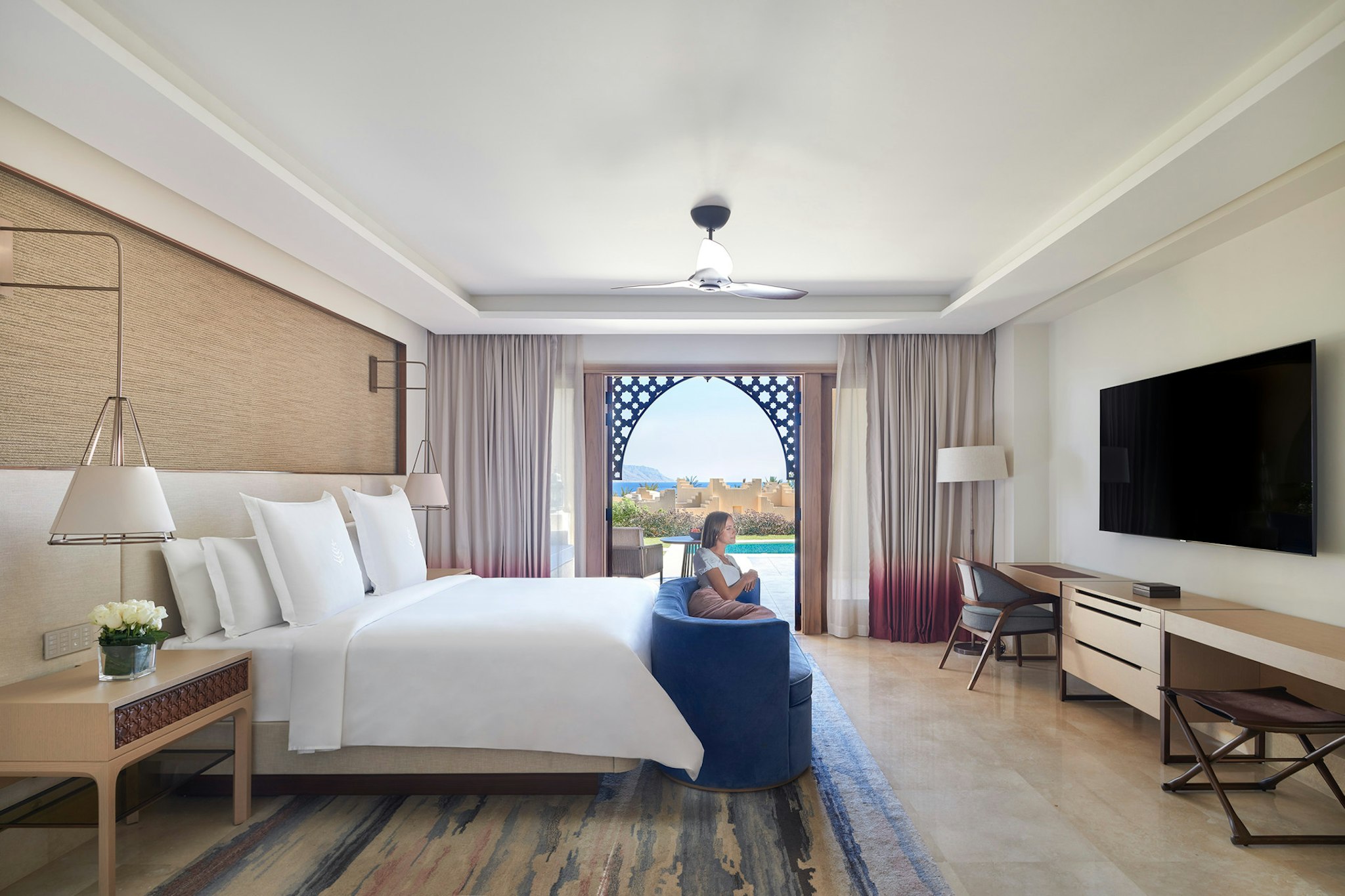 PREMIER, SUITE, WITH POOL