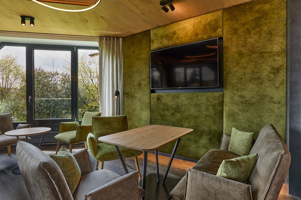 Hotel Lindenhof 50/76