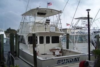 Pirates Cove Resort and Marina 1/36