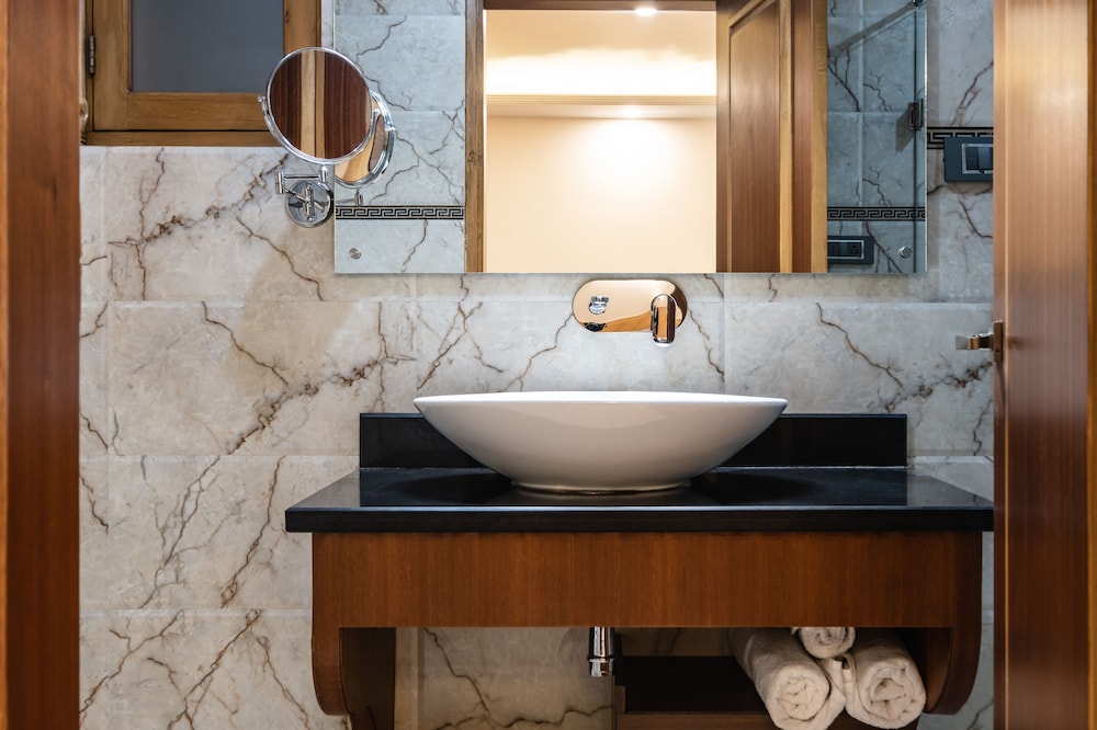 The Gawaling Ladakh 32/33