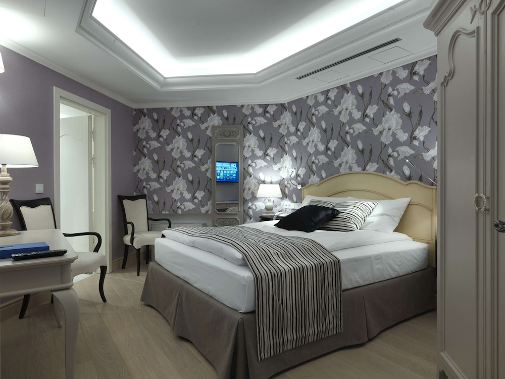 Relais Le Chevalier 38/64