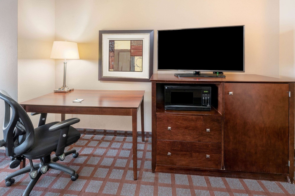 La Quinta Inn & Suites by Wyndham Bozeman 28/33