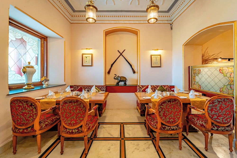 Noor Us Sabah Palace 28/45
