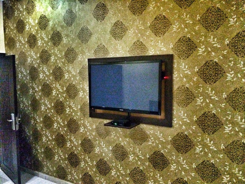 The 09 Suites 7/8