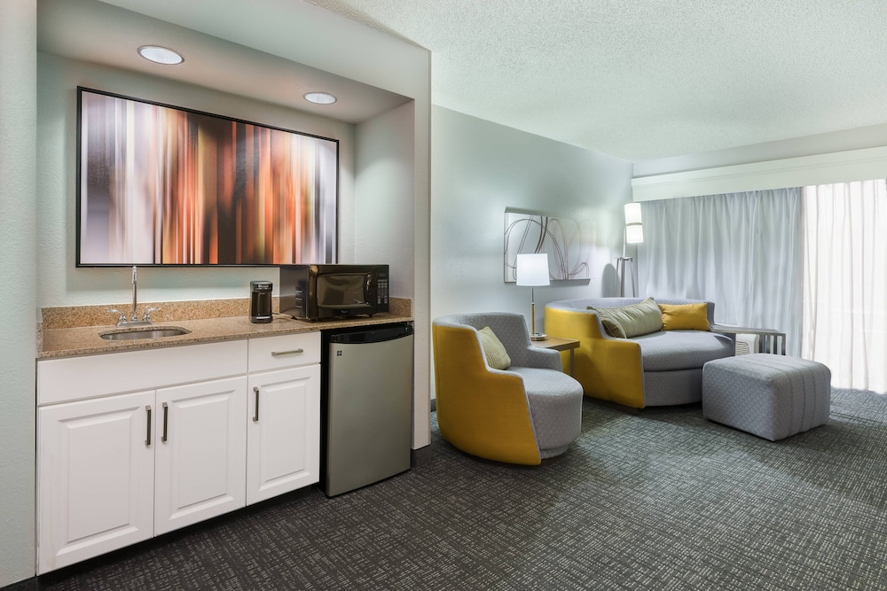 Courtyard by Marriott Wilmington / Wrightsville Beach 39/57