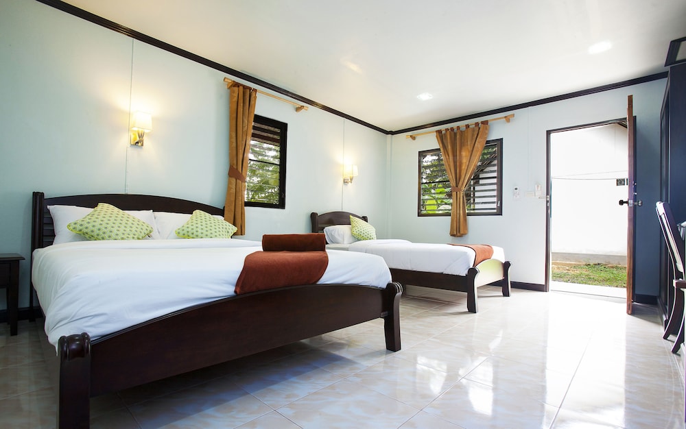 LANTA CORAL BEACH RESORT 12/50