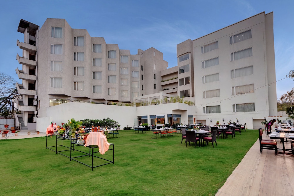 Hotel Amarpreet, Aurangabad - AM Hotel Kollection 41/50