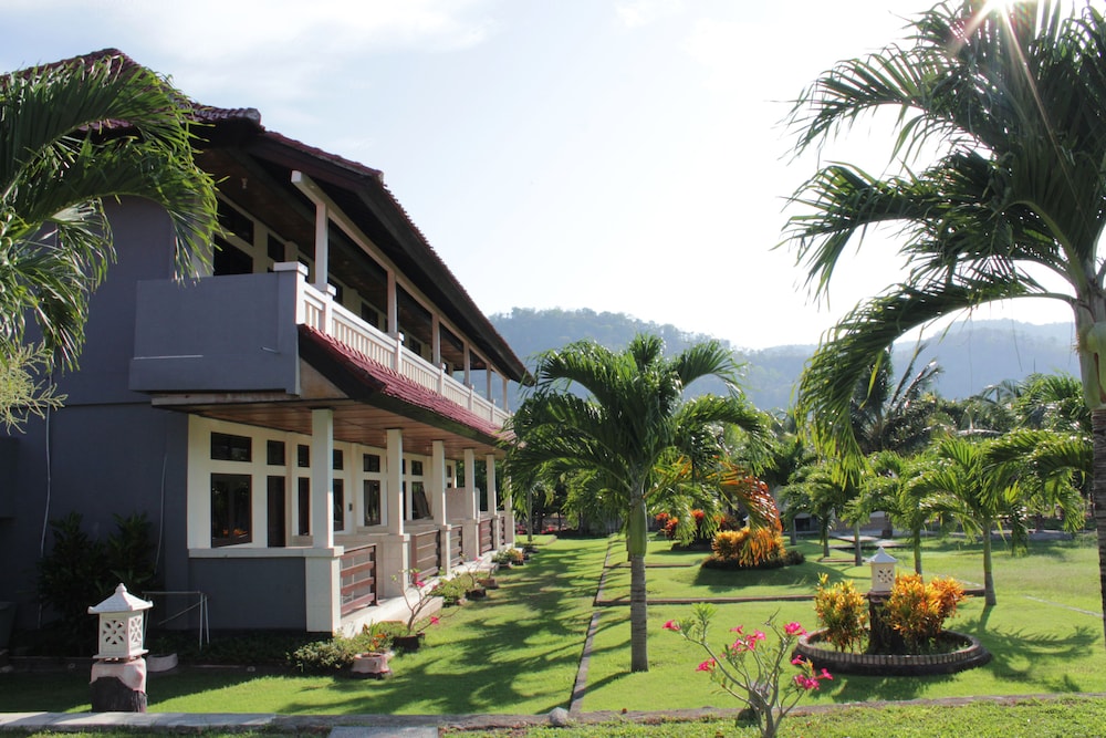 Aman Gati Hotel Lakey 7/50