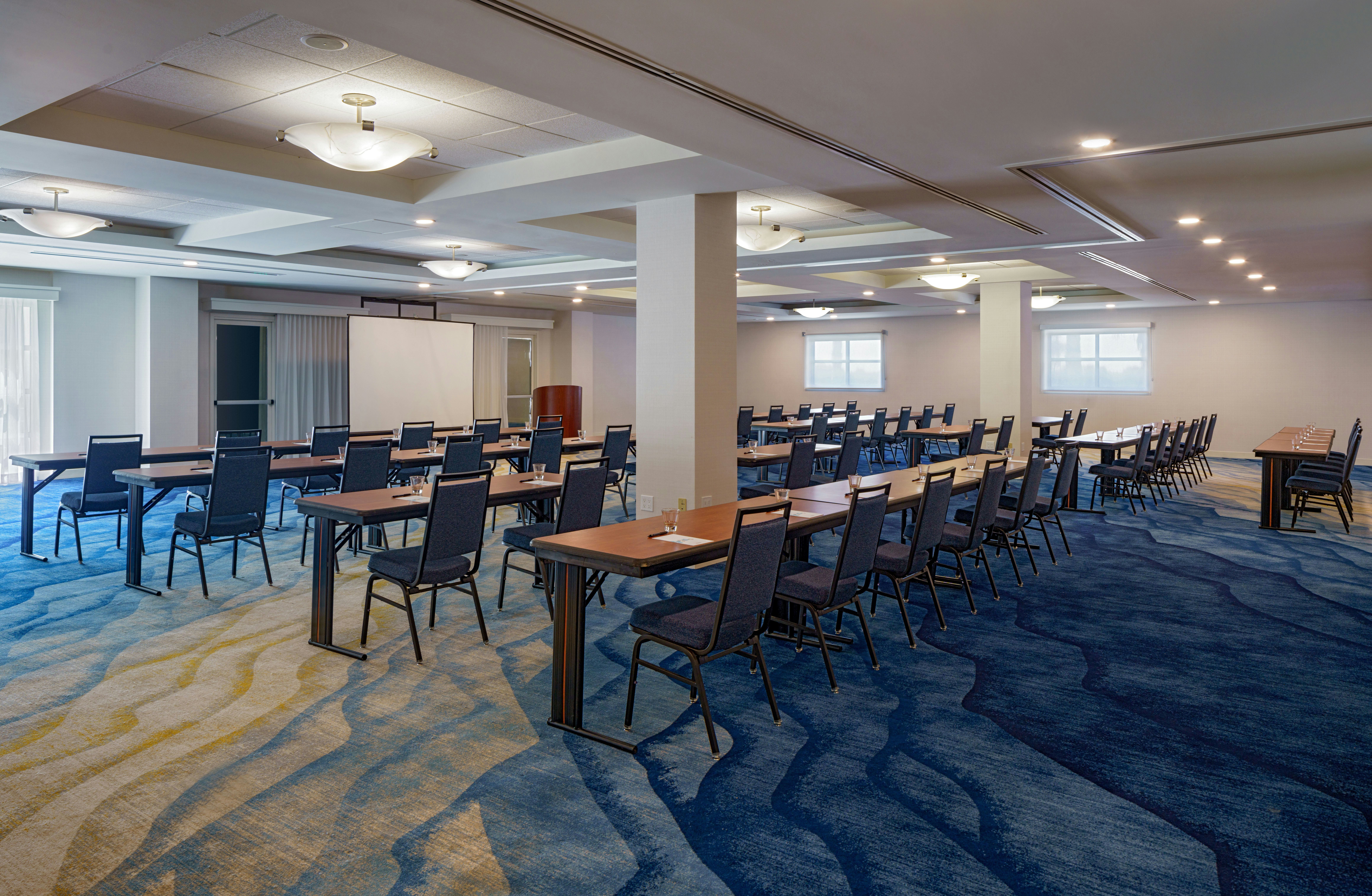 Hilton Garden Inn Dana Point Doheny Beach 28/38