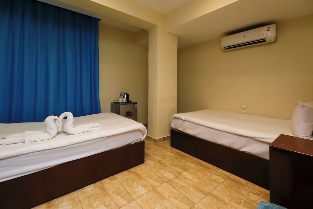 غرفة ديلوكس بسريرين منفصلين، Giza Pyramids Inn 2/10