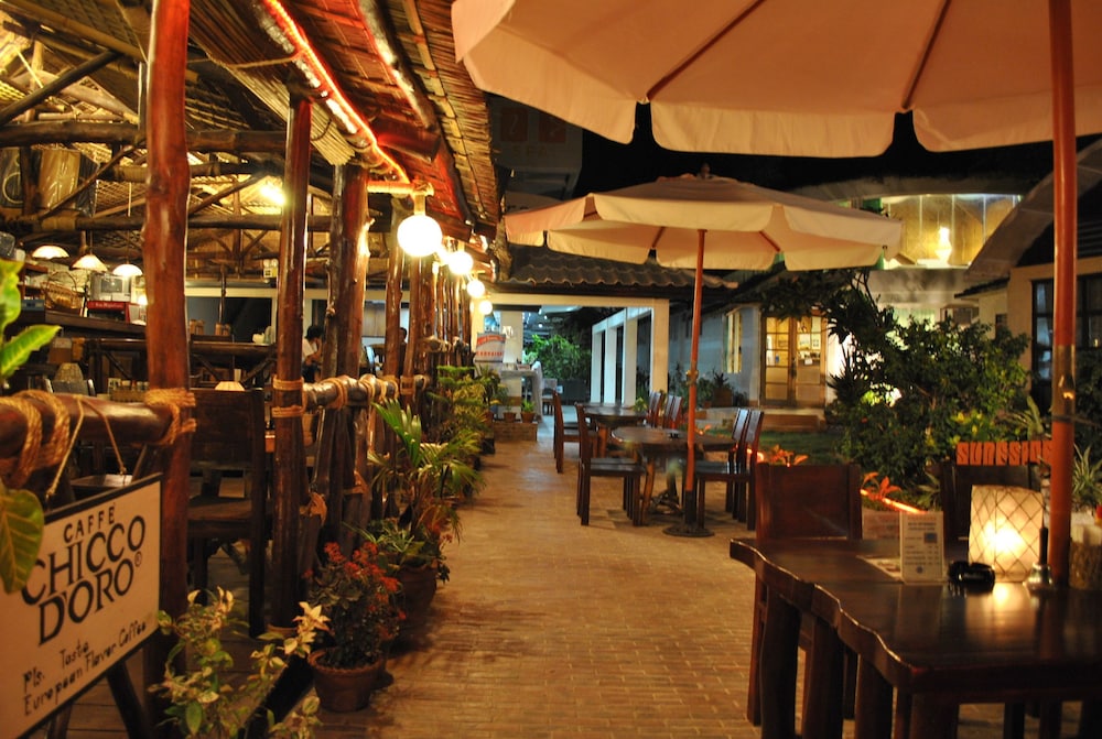Surfside Boracay Resort & Spa 34/50