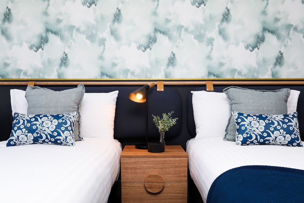 Coogee Bay Hotel Boutique 63/75