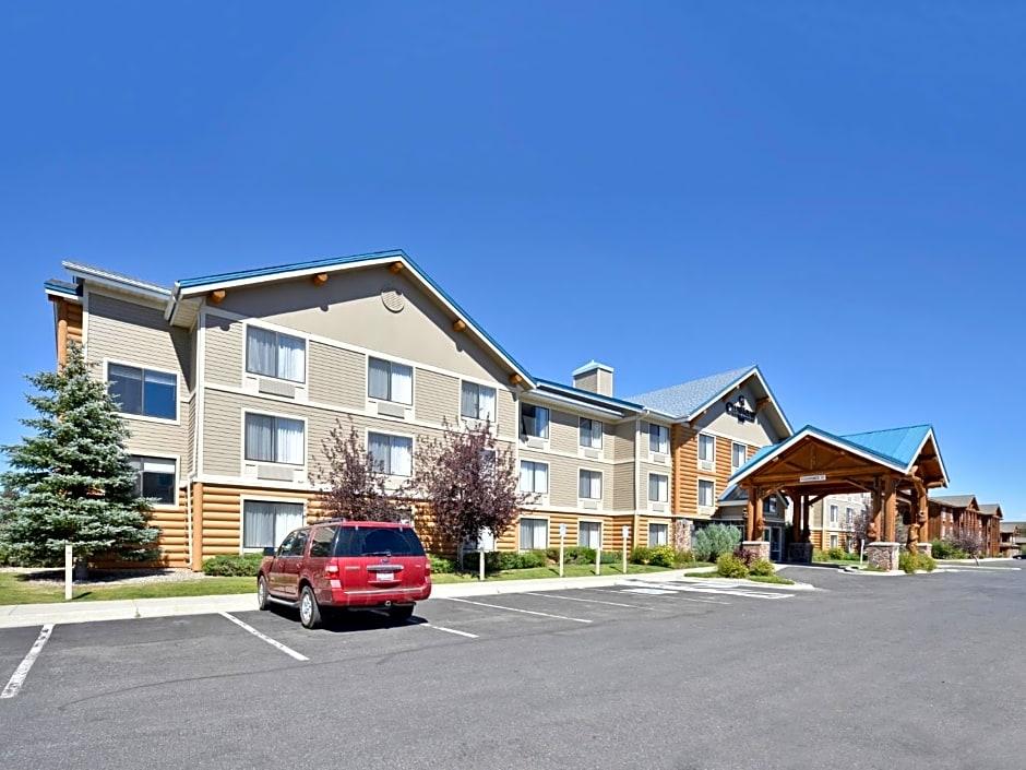 ClubHouse Inn West Yellowstone 23/25