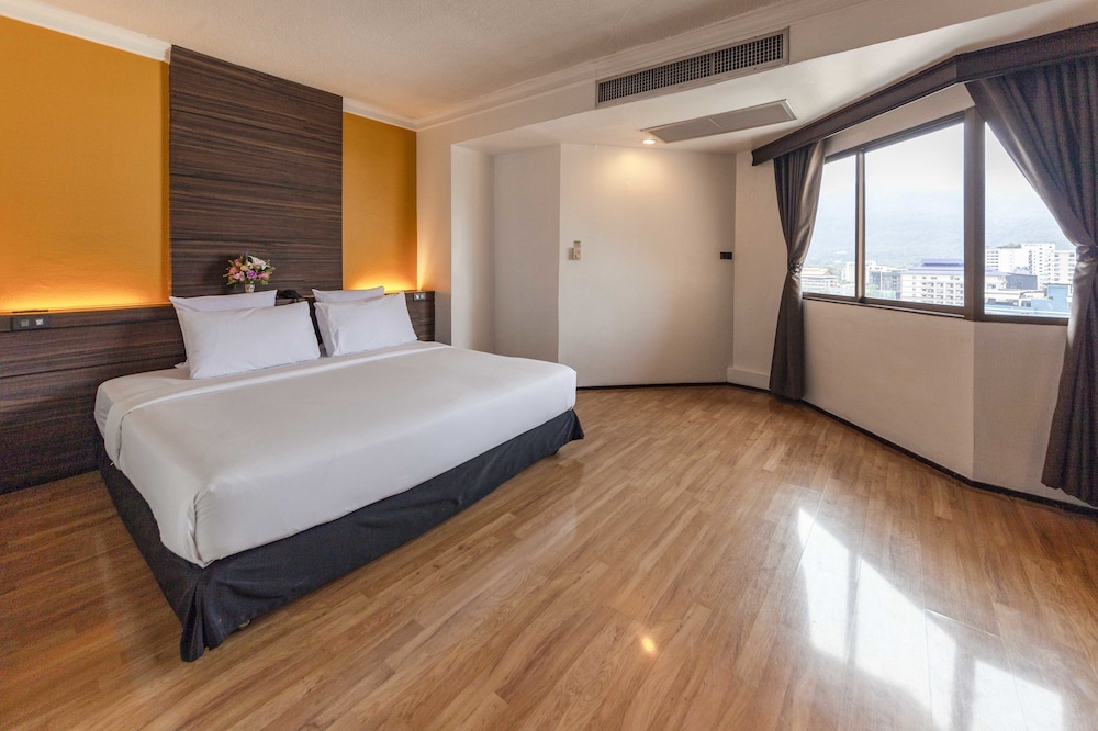 Deluxe, Executive, King Bed