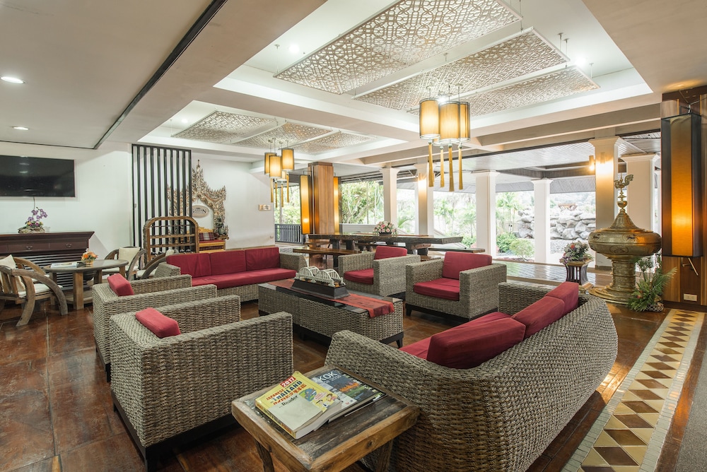 Gassan Khuntan Golf and Resort Lamphun 25/50