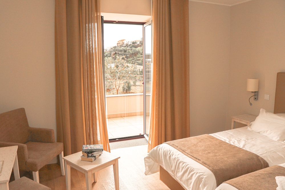 Hotel Solar Do Bom Jesus 10/36