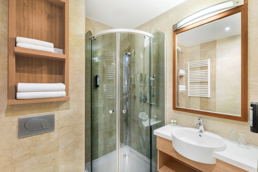 غرفة ديلوكس بسرير مزدوج، Hotel Bristol Budapest 5/8