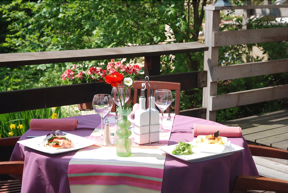 Qualys Hotel Auberge Du Manet 48/64