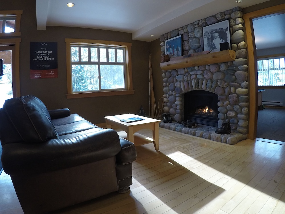 Panorama Vacation Retreat at Horsethief Lodge 47/70
