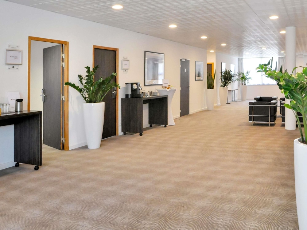 Novotel Nantes Carquefou 11/75