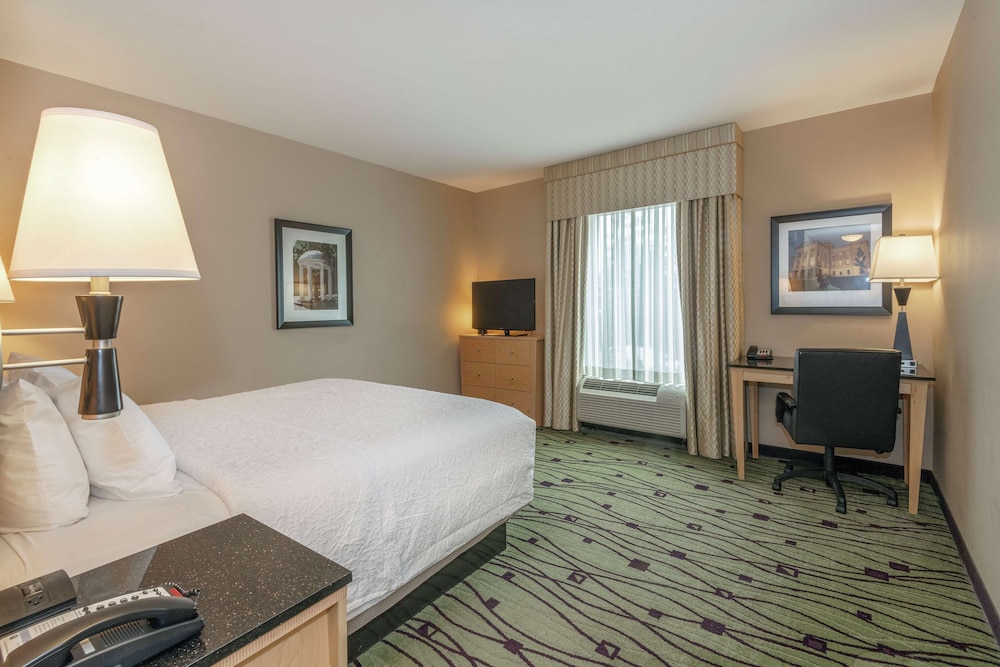 Hampton Inn And Suites Raleigh Crabtree Valley Nc 18/55