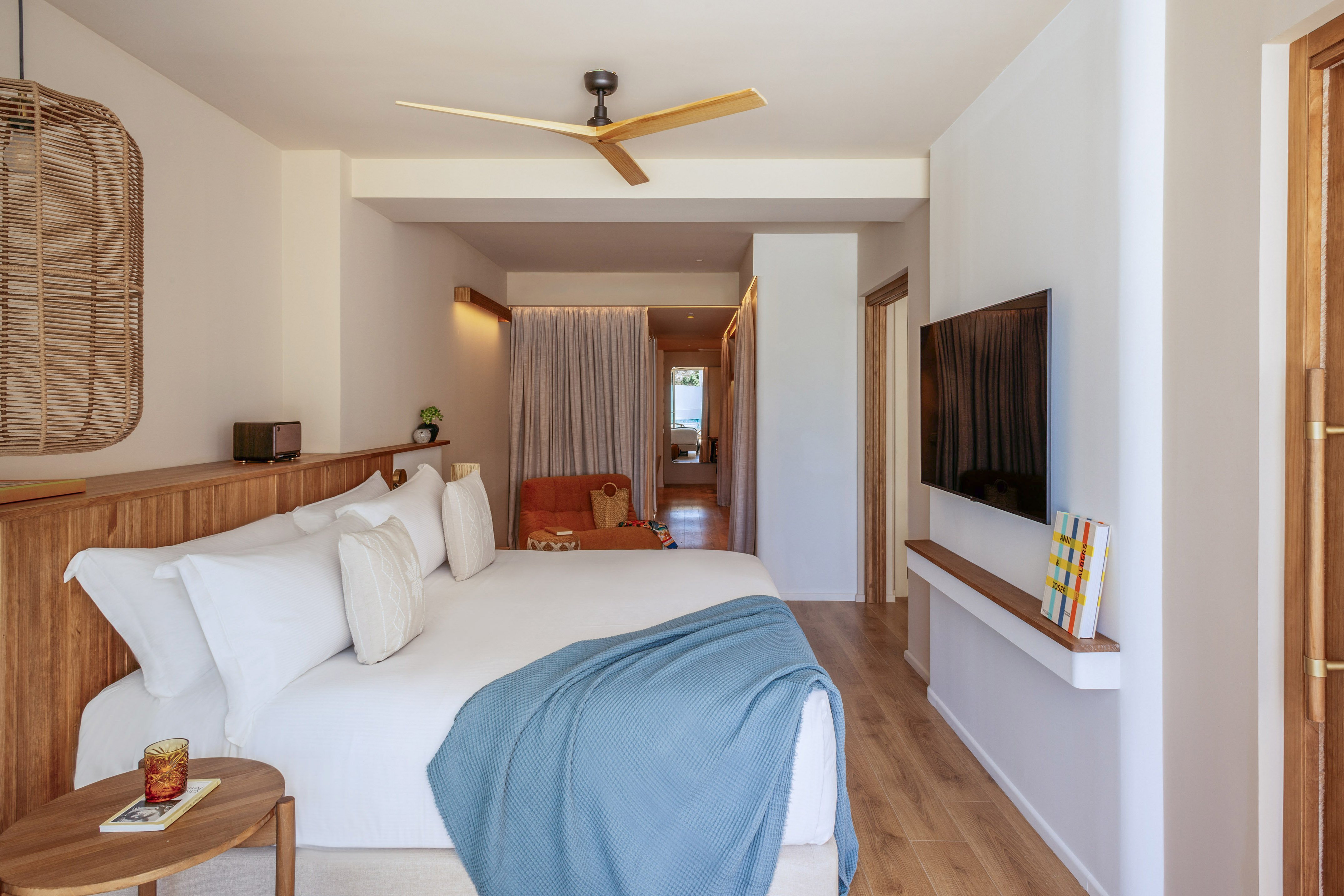 2 Bedrooms, Beyond Me, Suite, Terrace