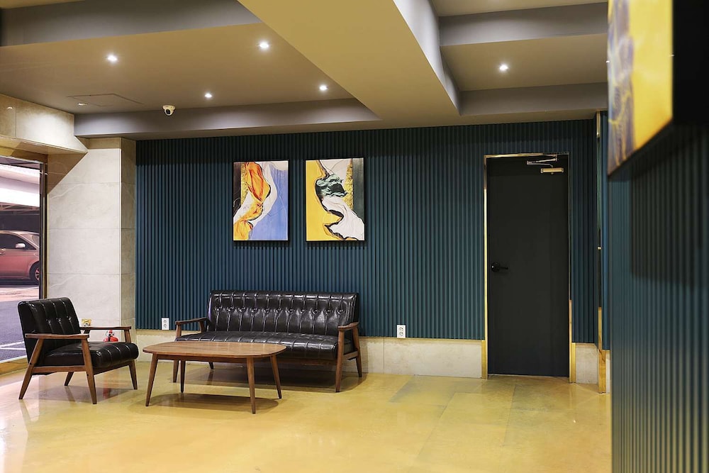 Mariposa Hotel Songtan 34/48