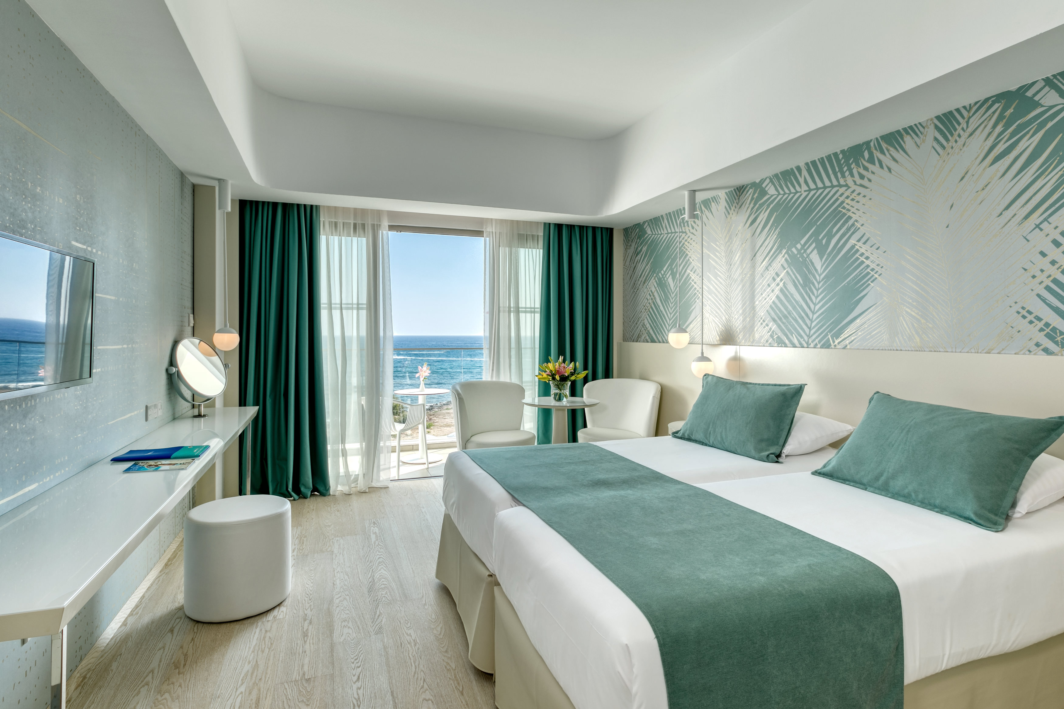 Superior, Single, Sea View