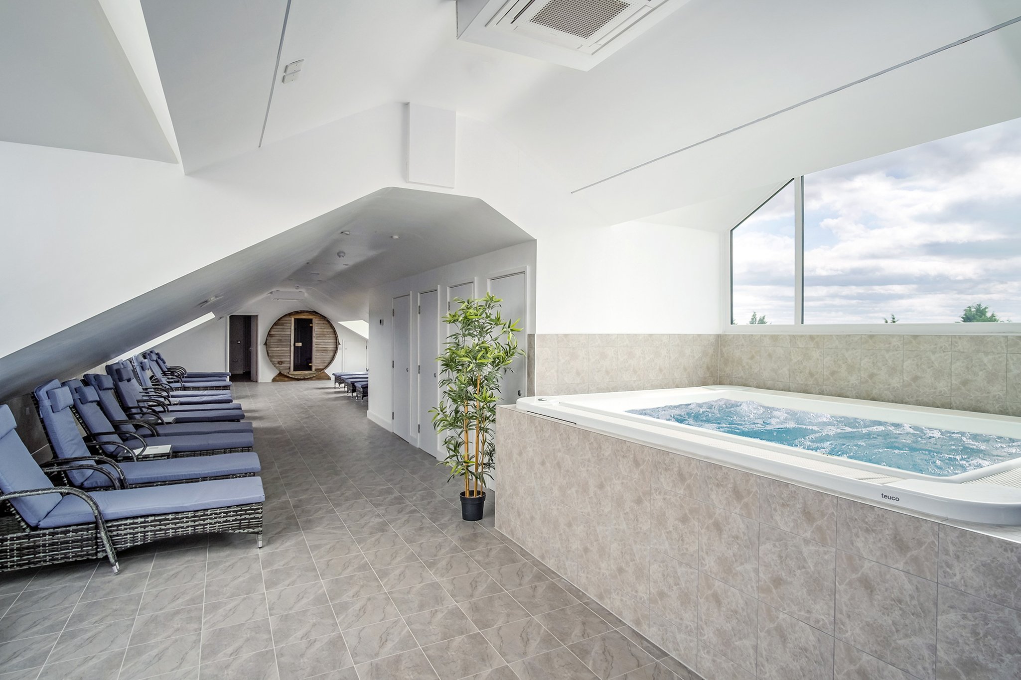 Cotswolds Hotel & Spa 2/12