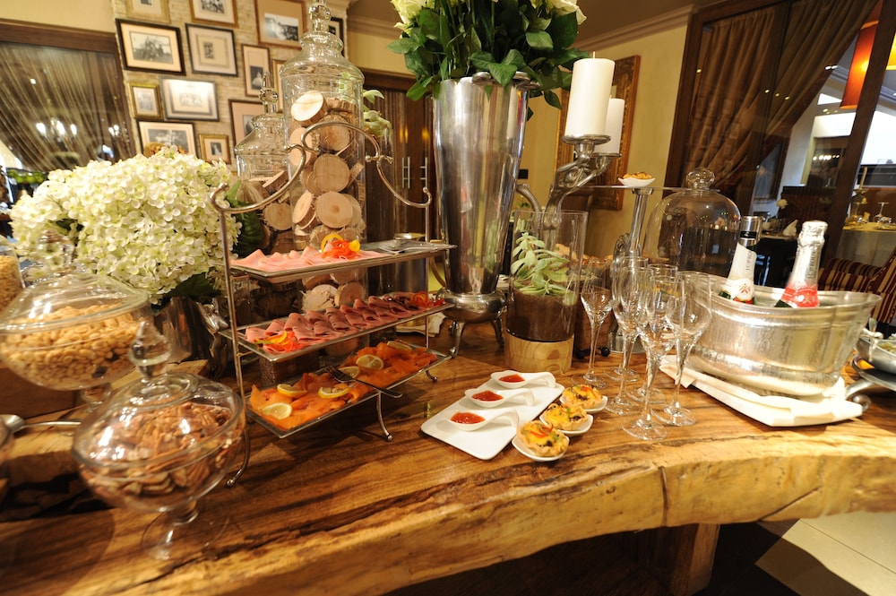 Fusion Boutique Hotel 52/68