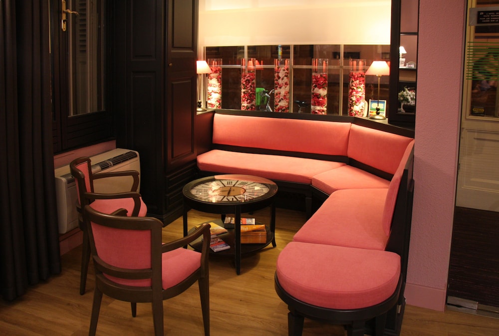 Hotel Roses Ex Hotel Aux Trois Roses 57/70