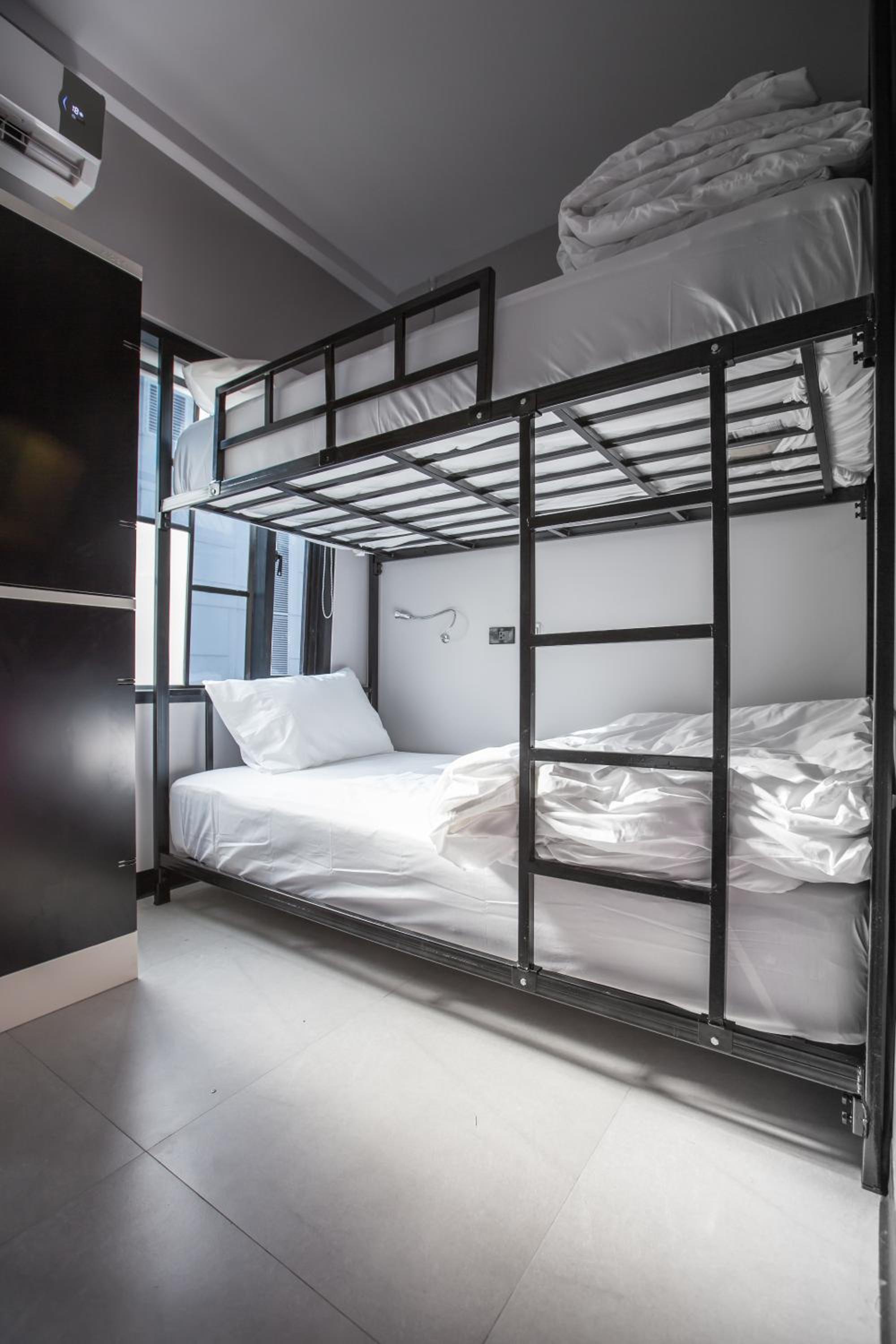 Female Dorm, Female Only, 4 Beds, Private Bathroom