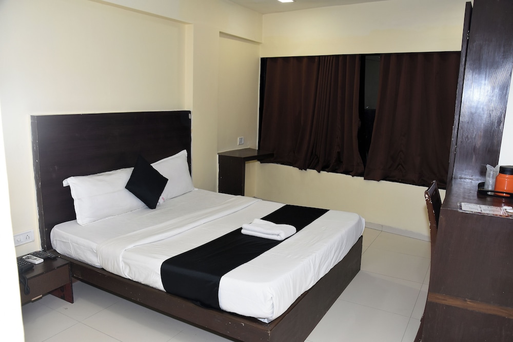 Kamran Residency 12/50