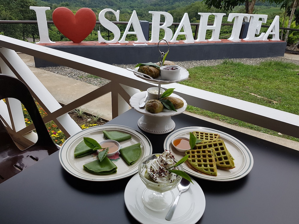 Sabah Tea Garden 52/70