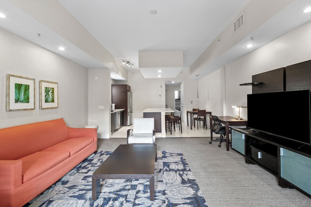 Provident Doral At the Blue Hotel 44/72