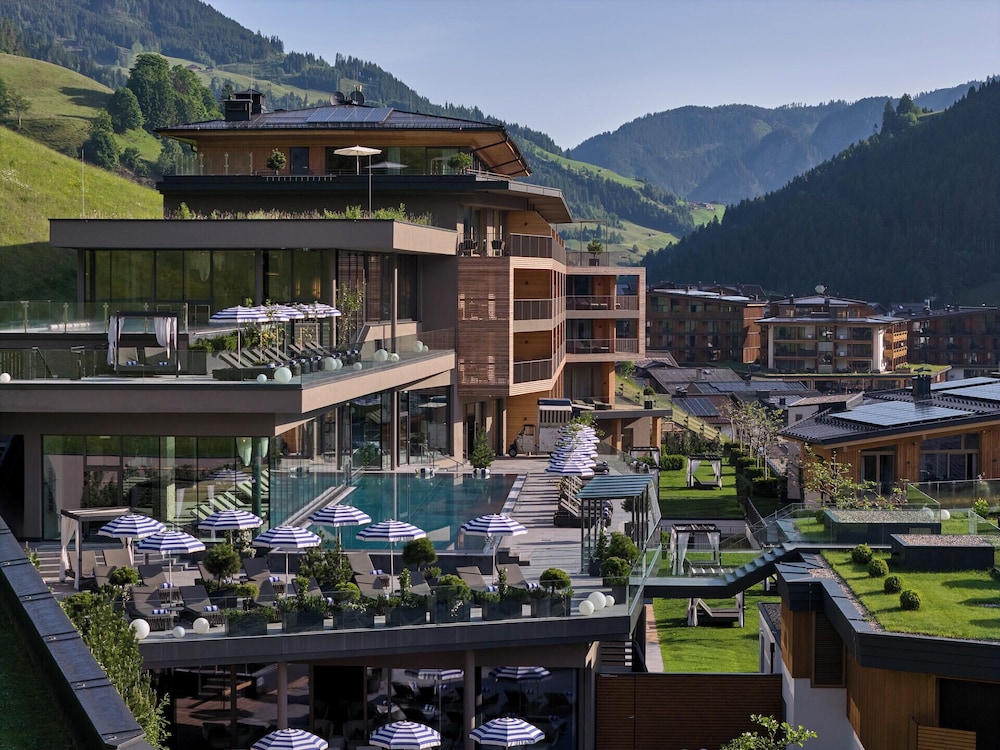 DAS EDELWEISS Salzburg Mountain Resort 3/50