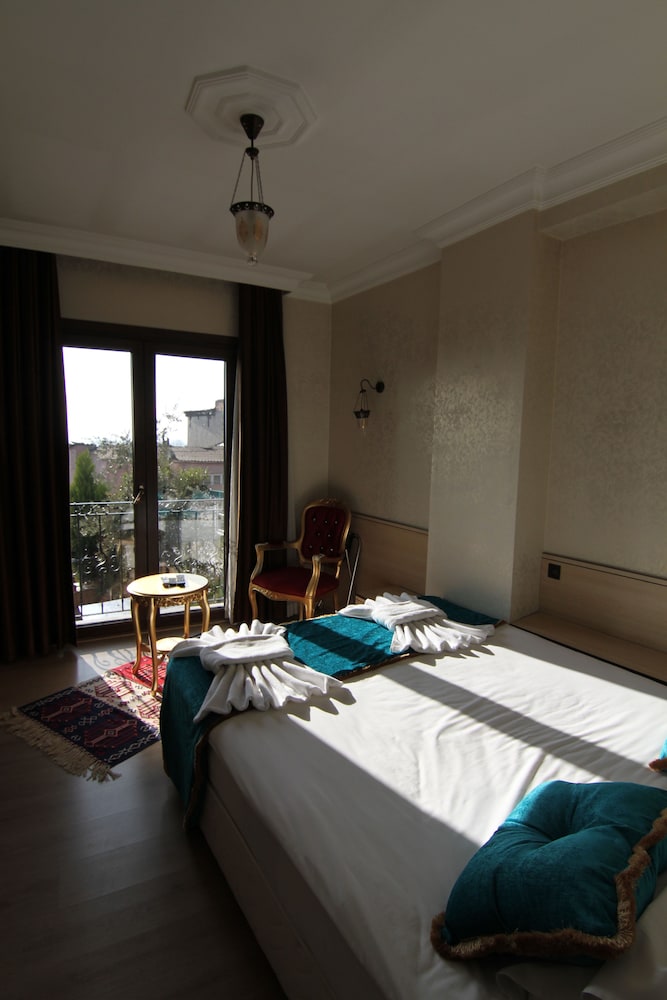 Standard, Sea View