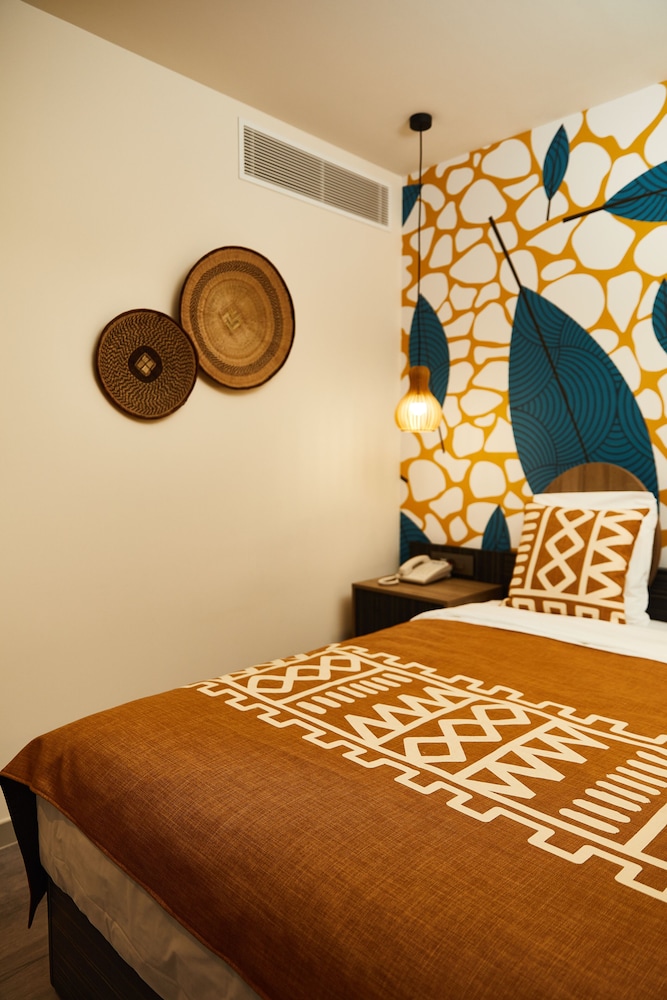 Suite, Queen Bed