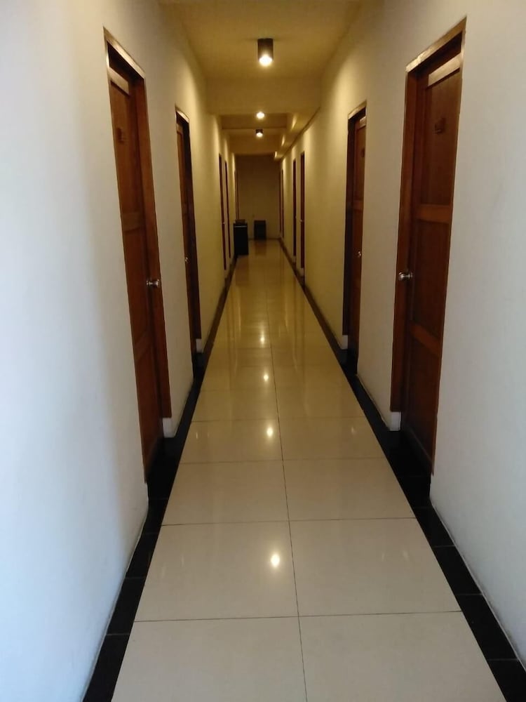 Hotel Augusta Lembang 7/20