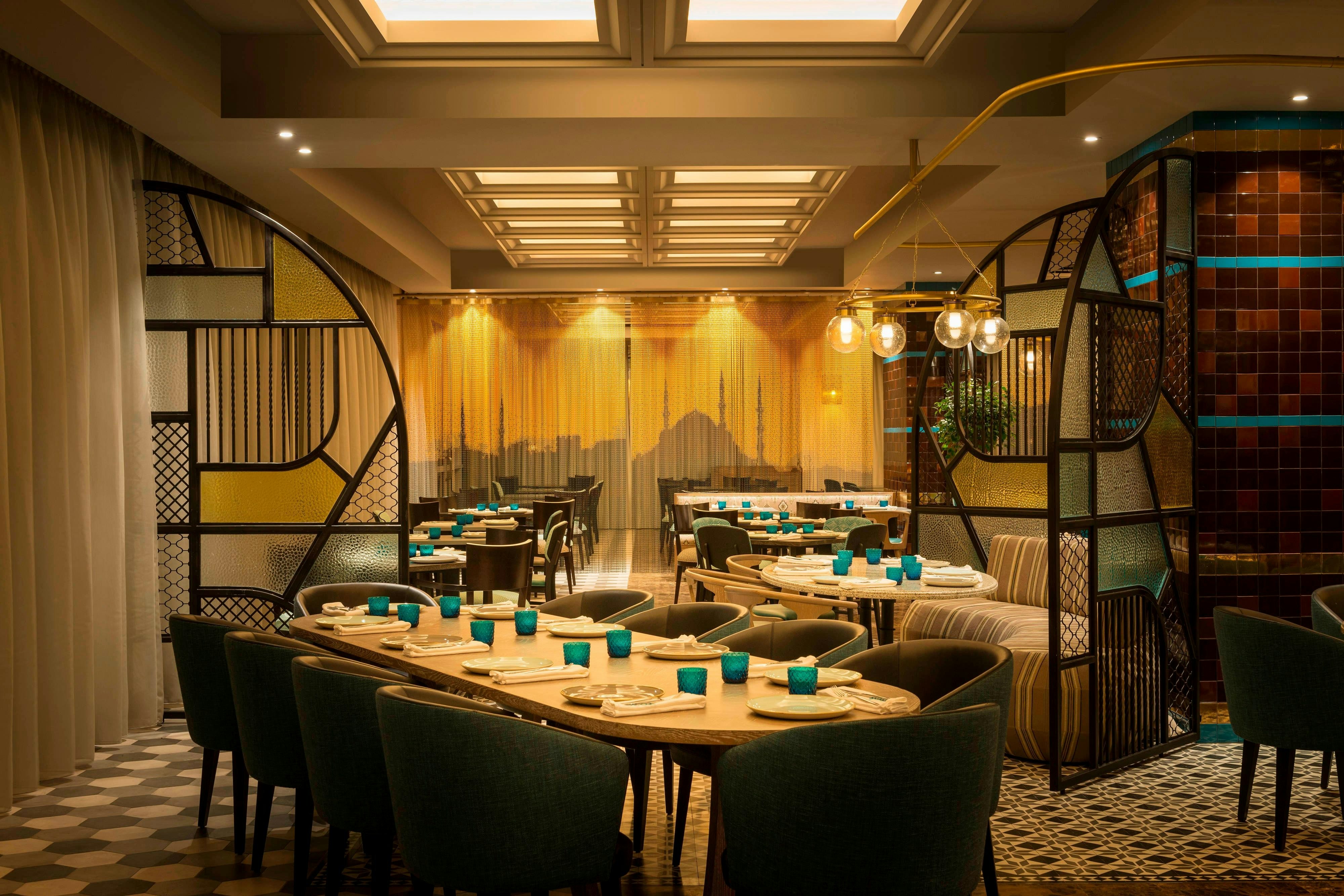 Sheraton Mall of the Emirates Hotel, Dubai 39/46