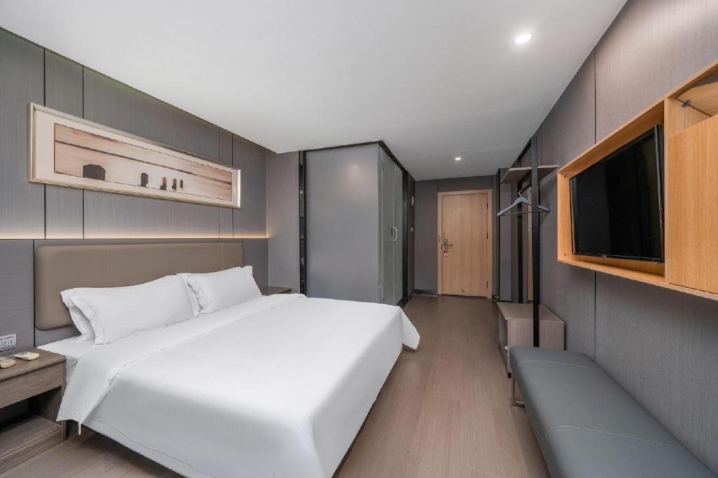 7 Days Premium (Shenzhen Dapeng New District Jiaochangwei) 15/36